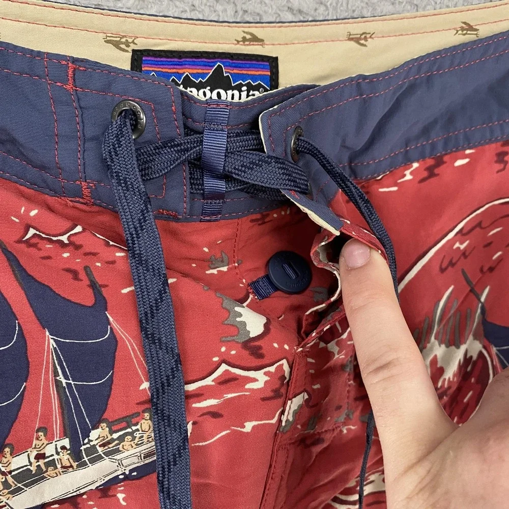 Patagonia Pataloha Board Shorts Mens 30‎ Red Sailing Catamaran Beach Sumer Boat